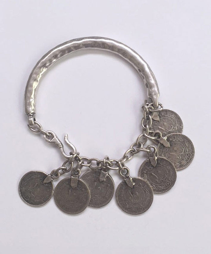 The LIRA Bangle